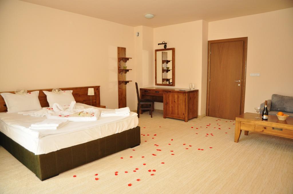 3 Mountains Hotel Bansko Exterior foto